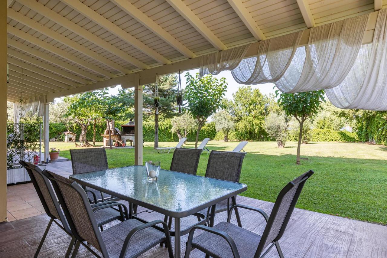 The Olympus Garden Beach House لِتوخورو المظهر الخارجي الصورة