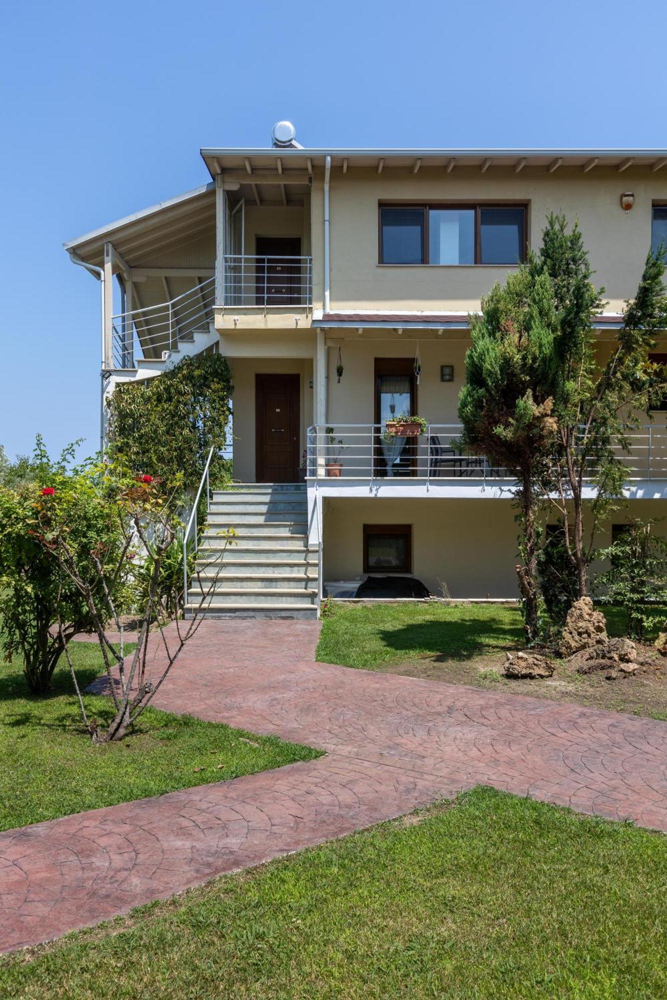 The Olympus Garden Beach House لِتوخورو المظهر الخارجي الصورة